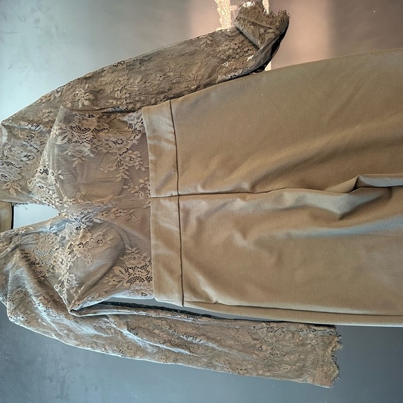 Elegant Olive Jumpsuit with Lace Sleeves - Picture 3 of 3